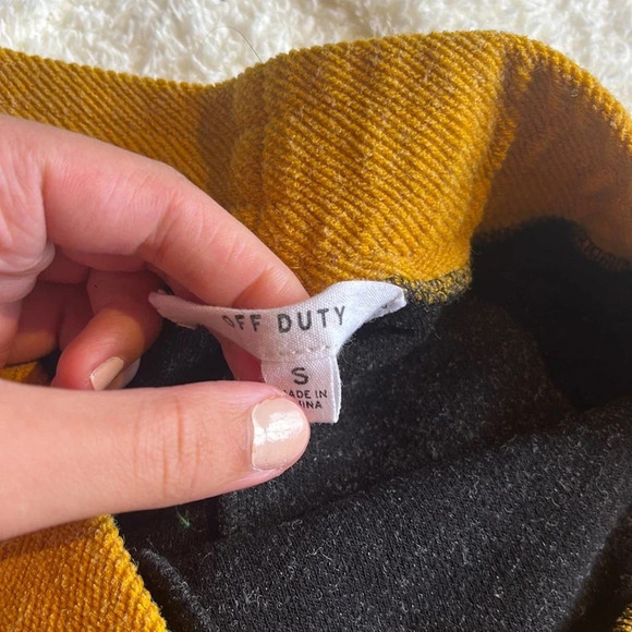 Off Duty Shorts Small - Picture 3 of 6